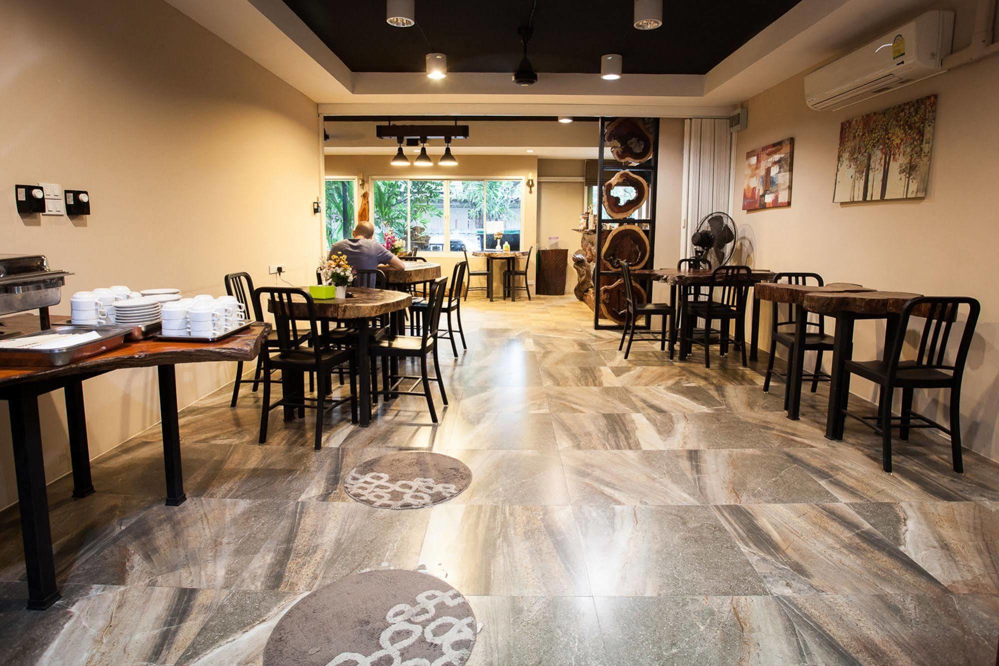 Zen Rooms Vibhavadee-Rangsit Бангкок Экстерьер фото